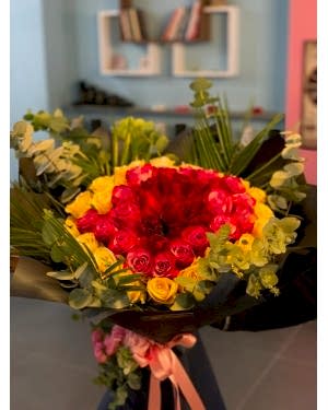 50 Adet Ekvator Gülü Buketi