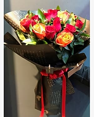 15 Renkli Gül Buketi