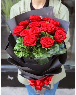 11 Kırmızı Gül Buketi