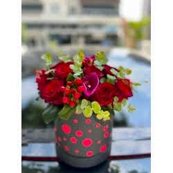 Kutuda 11 İthal Gül