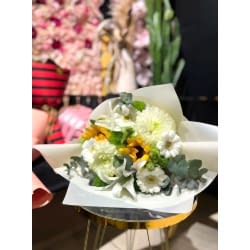 Beyaz Anastasia Buketi