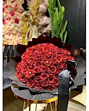 51 Adet Kırmızı Gül